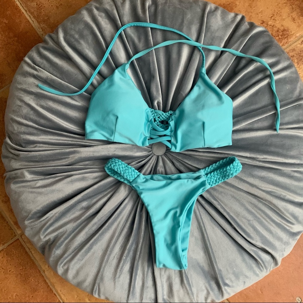 Aqua Bikini Set